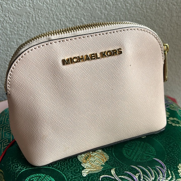 Michael Kors pink Cosmetic Bag - Picture 7 of 8